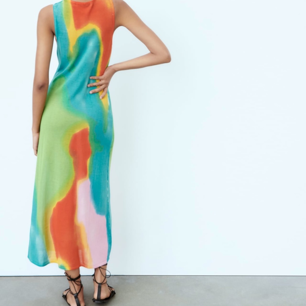 Zara limited edition fun midi dress you cannot miss - Picture 4 of 7